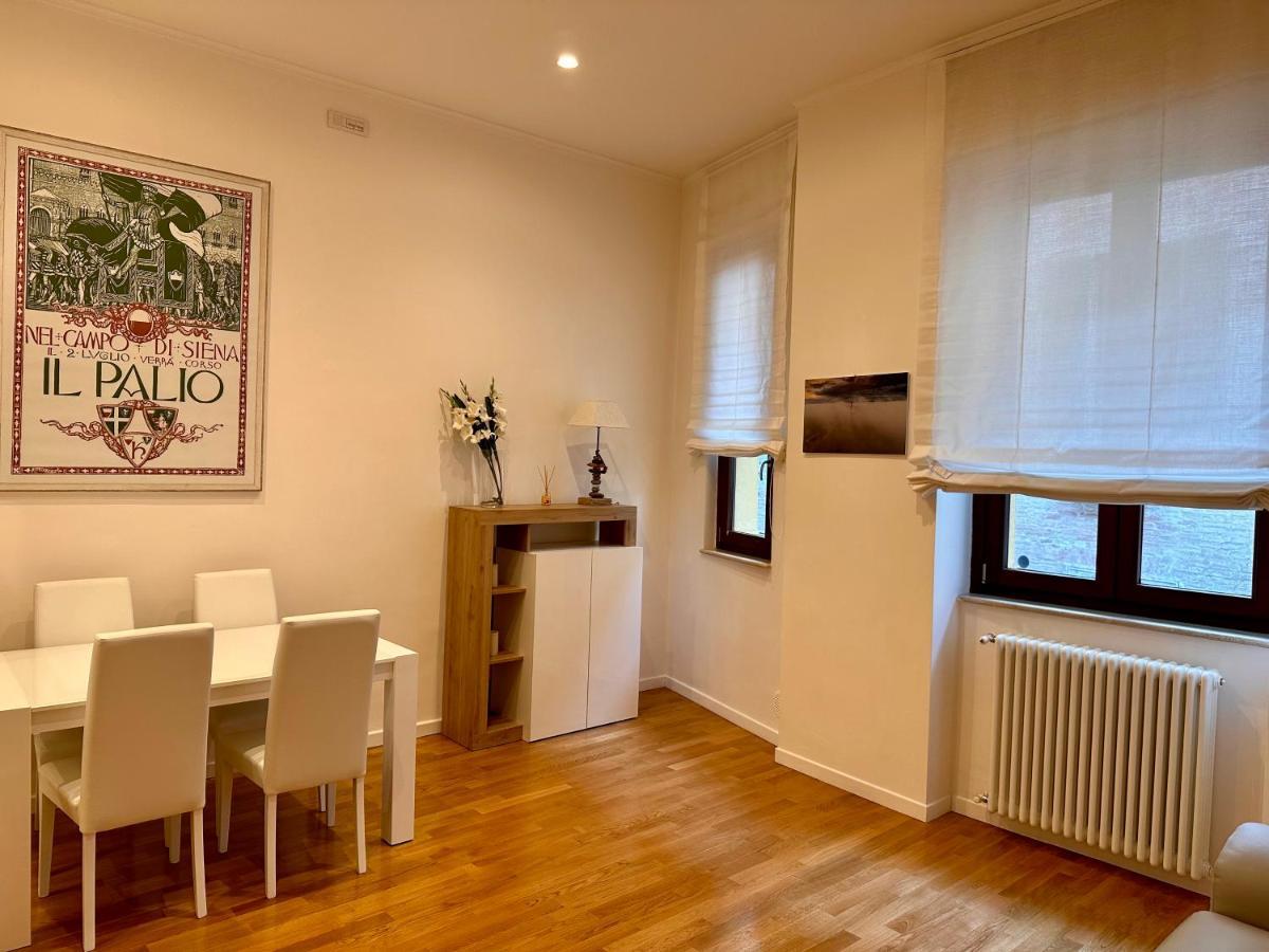 Sisters' Home - Appartamento Nel Centro Storico Con Terrazzo, Aria Condizionata E Vasca Da Bagno Siena Exteriér fotografie