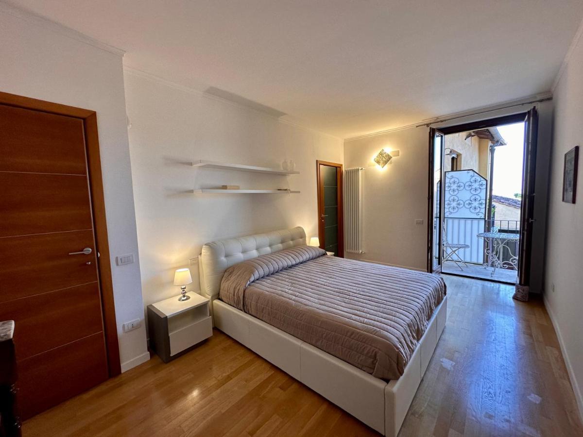 Sisters' Home - Appartamento Nel Centro Storico Con Terrazzo, Aria Condizionata E Vasca Da Bagno Siena Exteriér fotografie