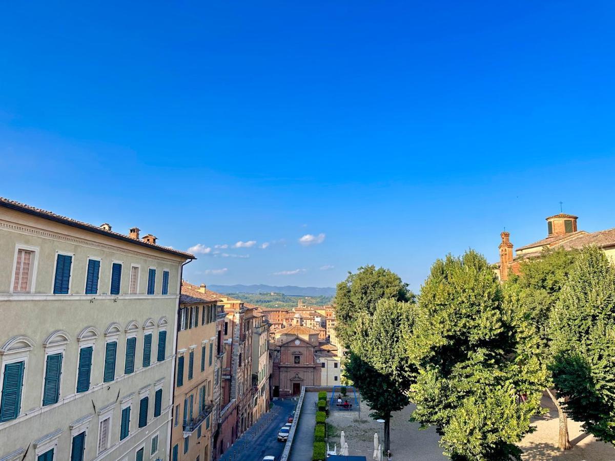Sisters' Home - Appartamento Nel Centro Storico Con Terrazzo, Aria Condizionata E Vasca Da Bagno Siena Exteriér fotografie