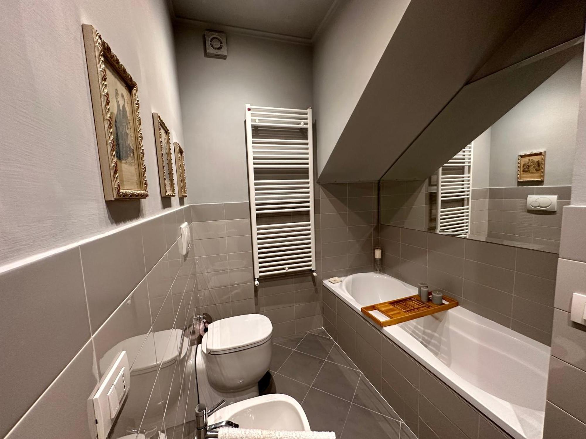 Sisters' Home - Appartamento Nel Centro Storico Con Terrazzo, Aria Condizionata E Vasca Da Bagno Siena Exteriér fotografie